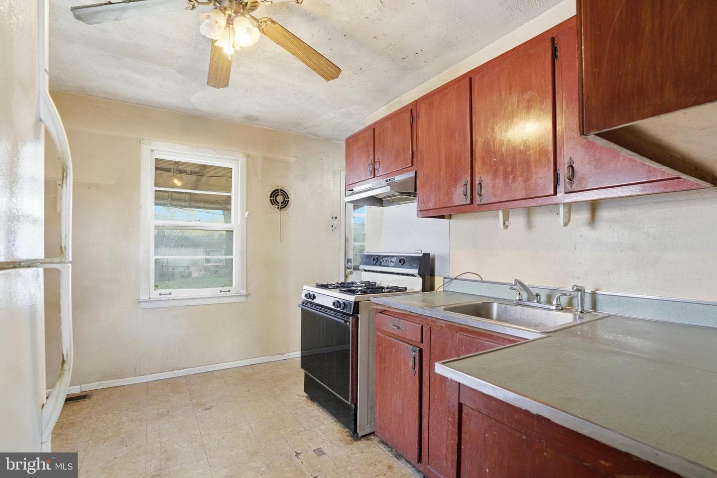 1402 Susan Avenue photo 7