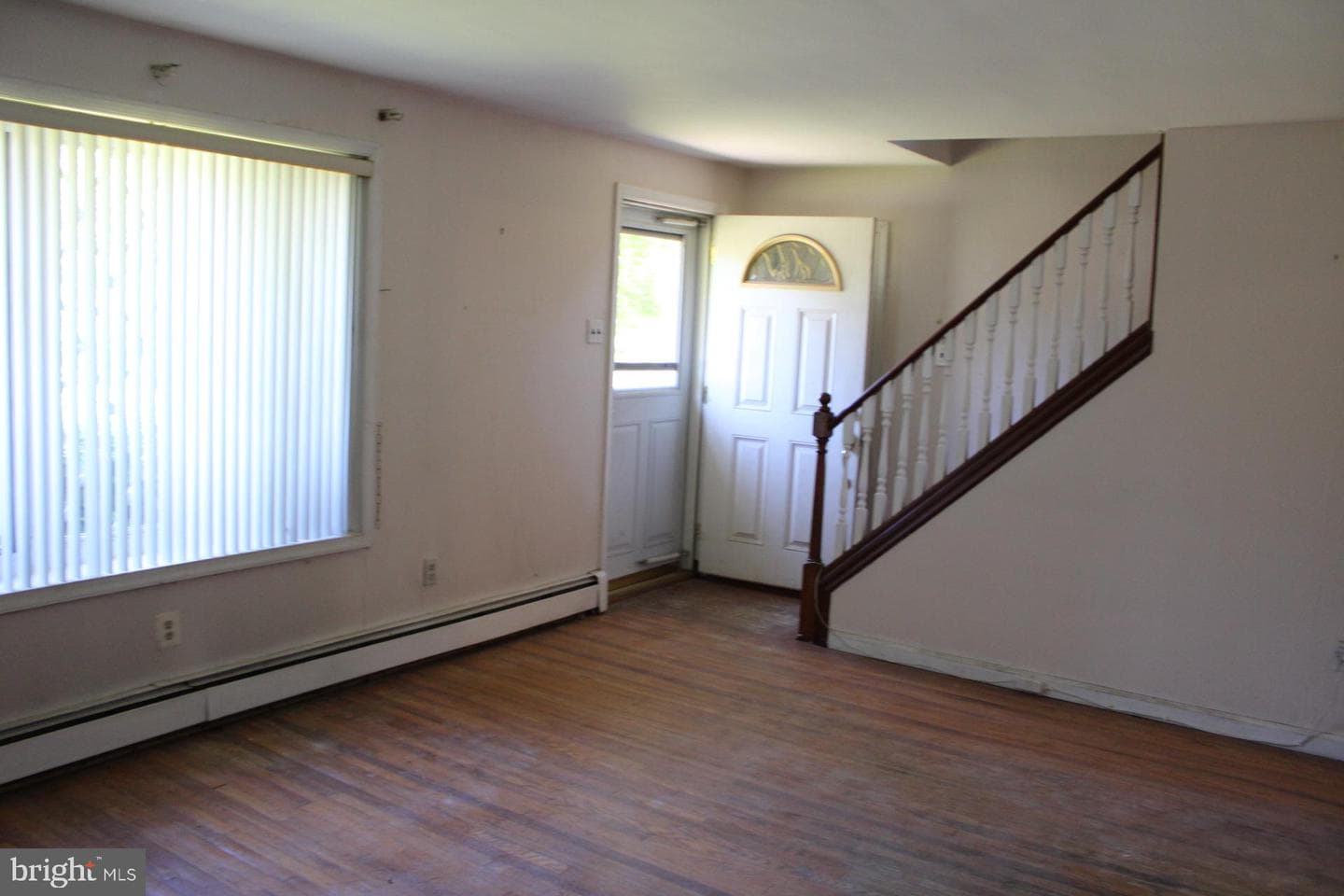 223 Rosewood Avenue photo 4