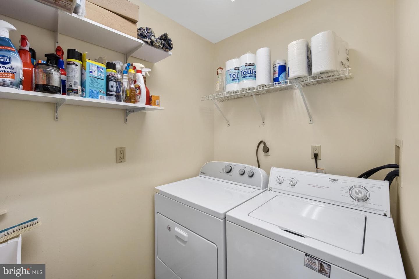 12 Tanyard Road photo 23