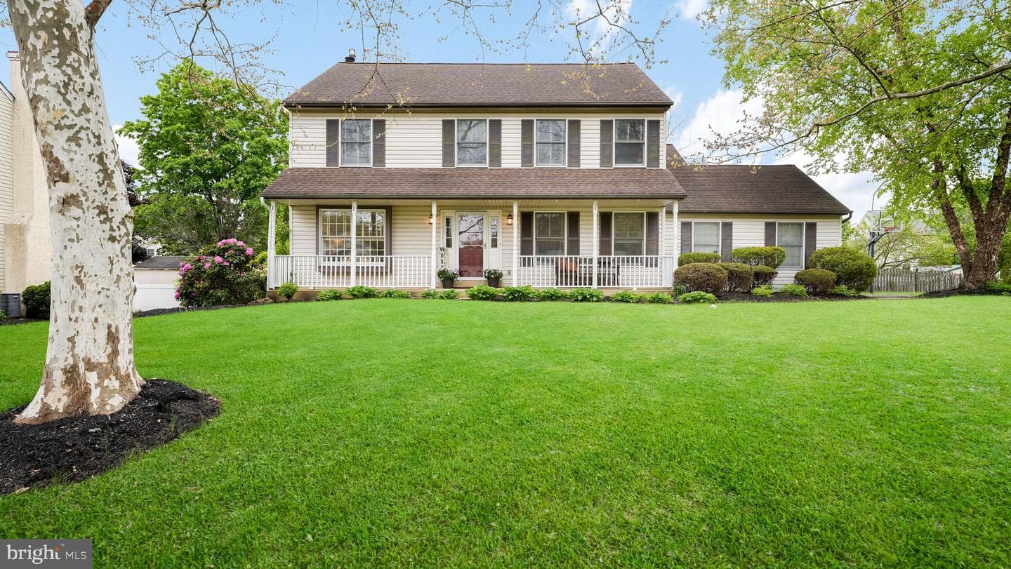 129 Steeplechase Drive photo 1