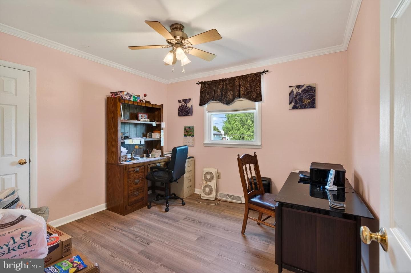 325 Acorn Drive photo 17