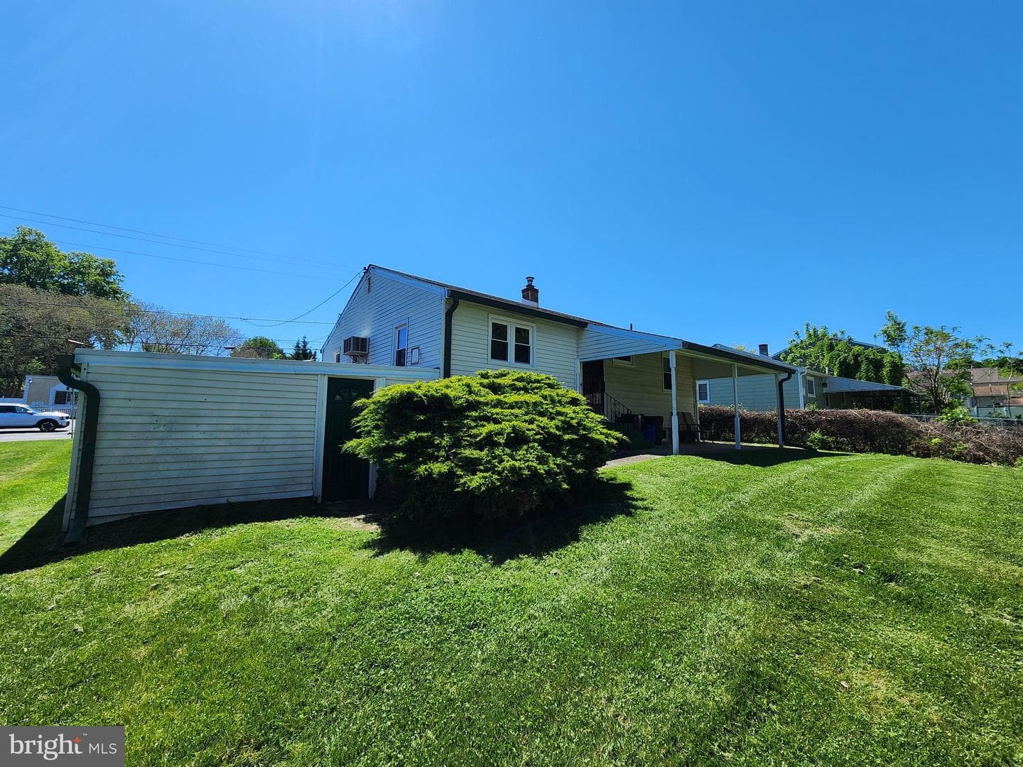536 Harding Avenue photo 22