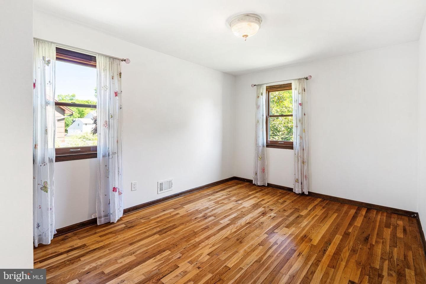 329 Sherwood Drive photo 41