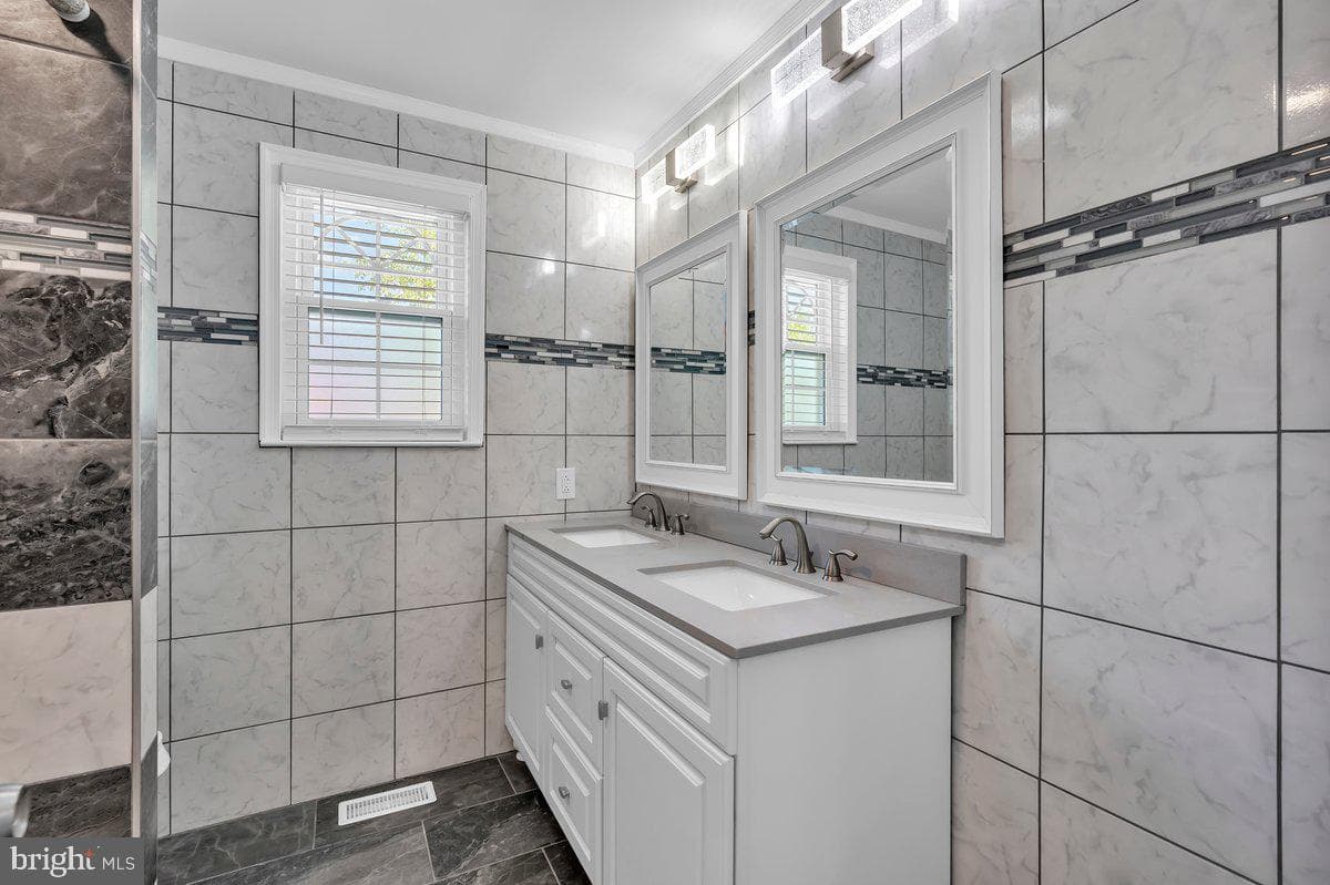 2942 Wexford Road photo 31