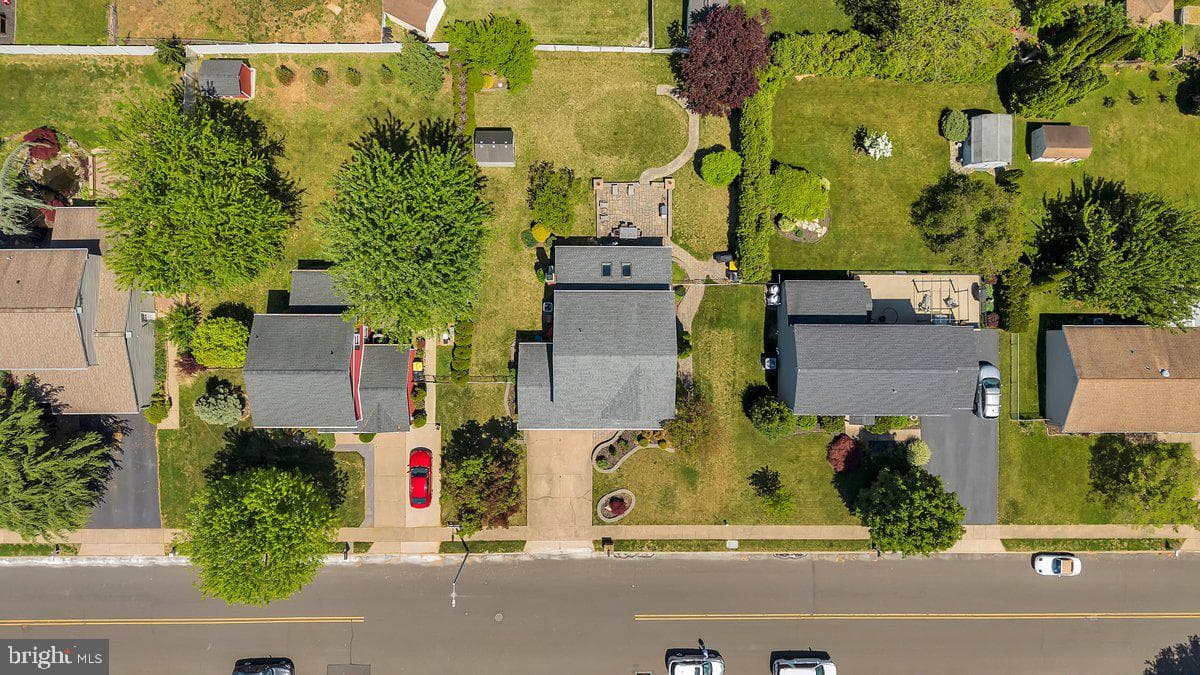 2942 Wexford Road photo 39