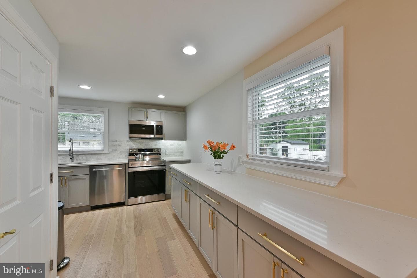 120 Orchard Drive photo 12