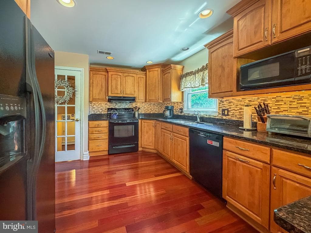 925 Big Oak Road photo 18