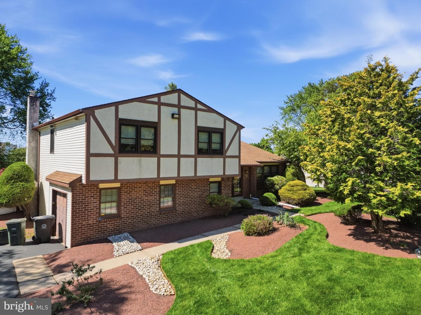 49 Misty Meadow Drive photo 2
