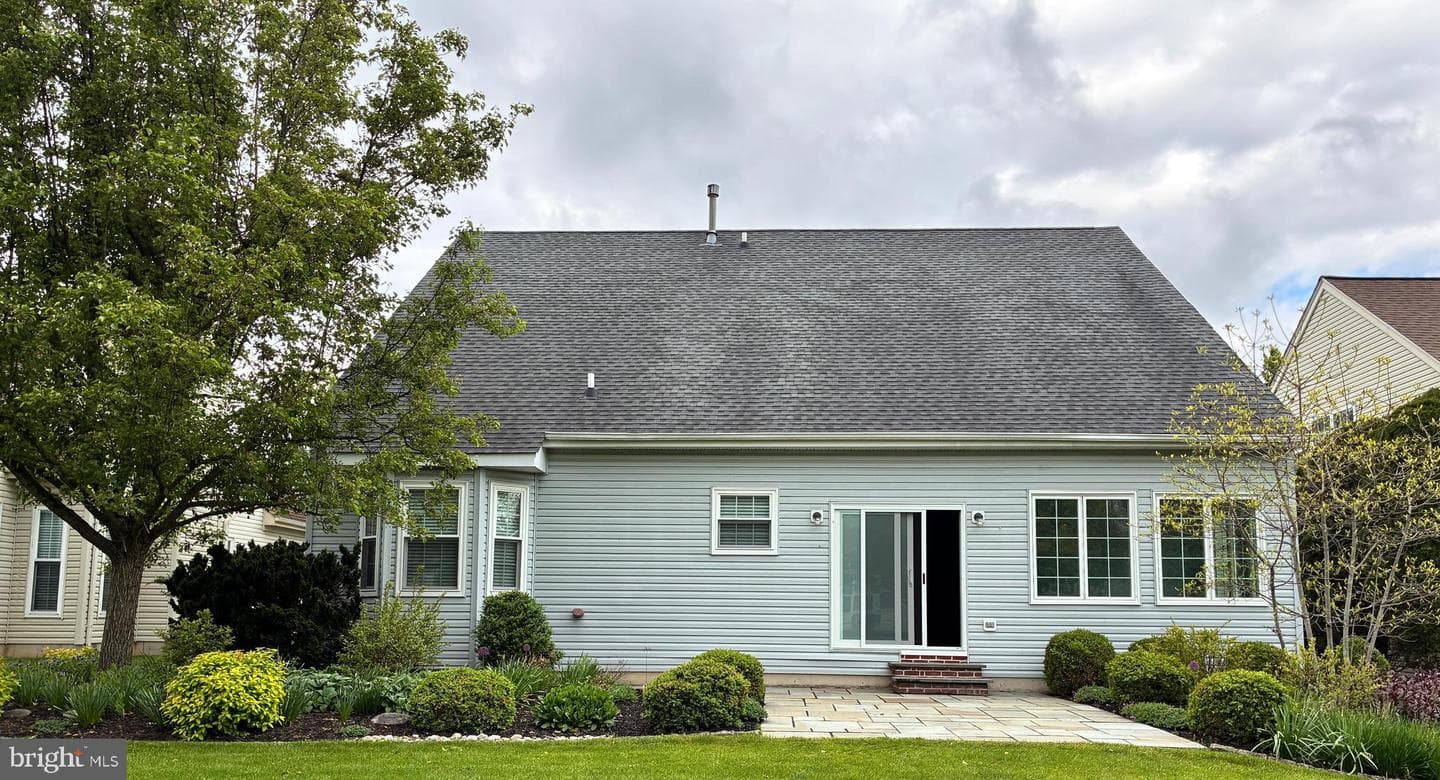 405 Homestead Circle photo 4