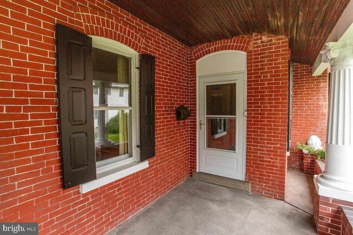 813 Juniper Street photo 10