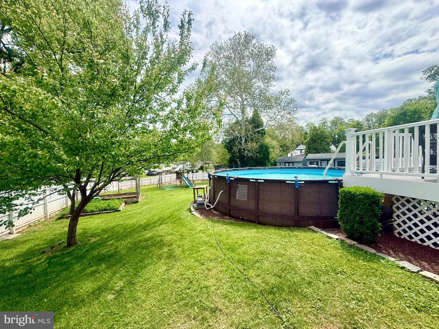 501 Stanford Road photo 81