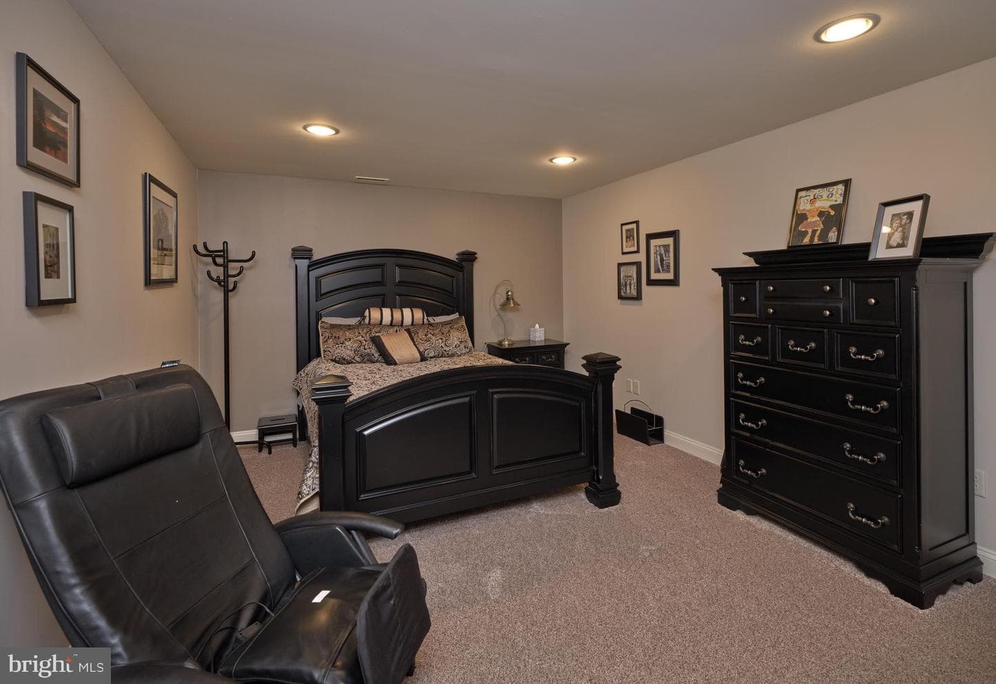 8 Eastburn Dr photo 31