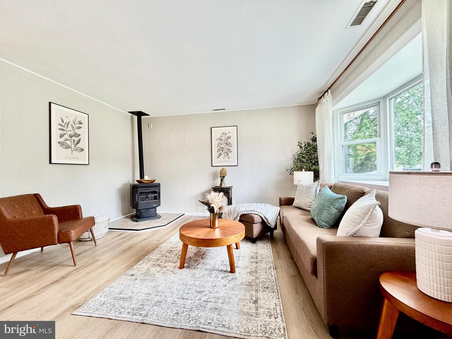 619 Beaumont Road photo 18