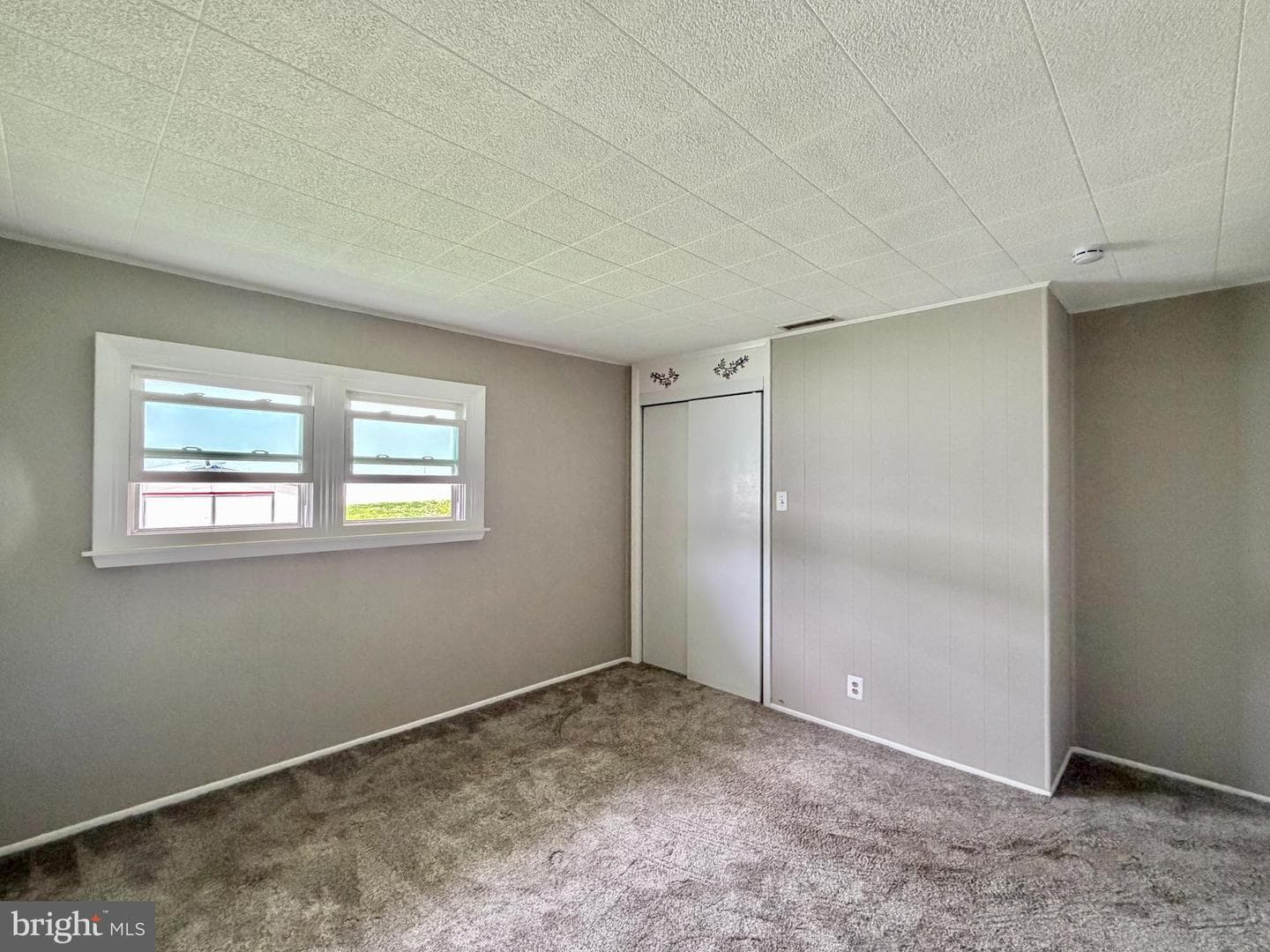 619 Beaumont Road photo 25