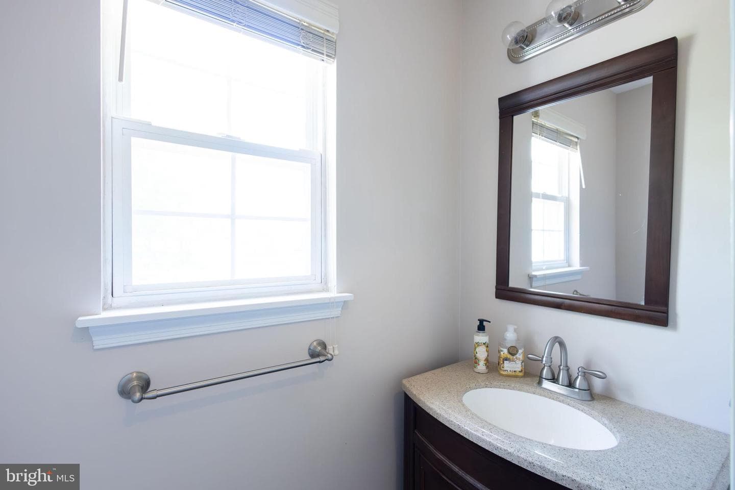 5466 Wildwood Crossing photo 35