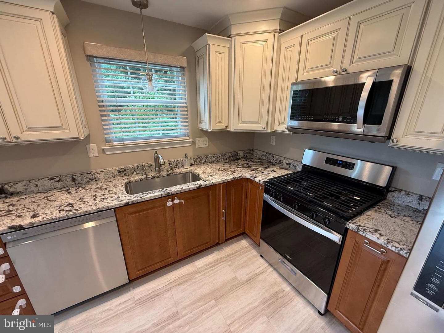 81 Kirkwood Drive photo 24