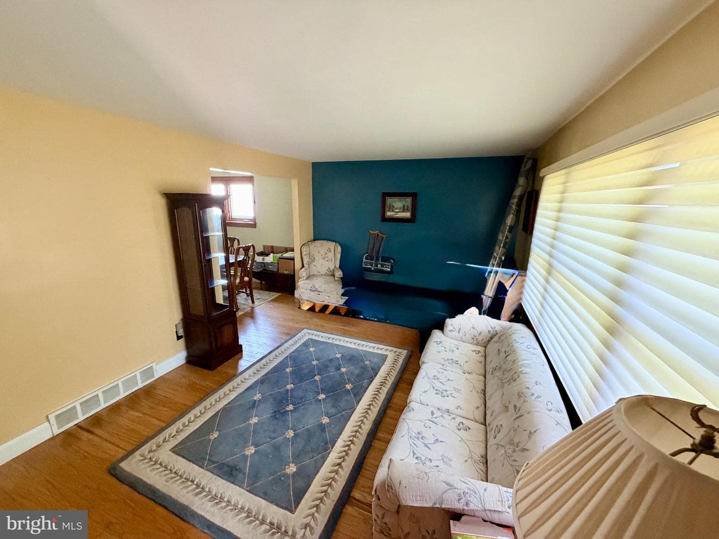 206 Waverly Road photo 3