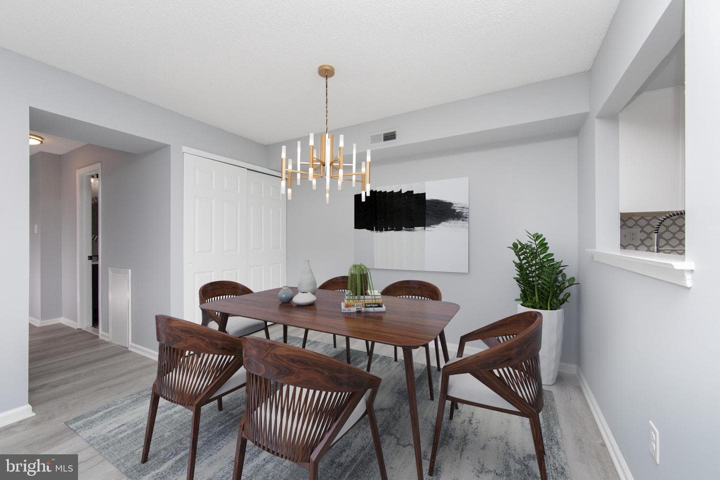 1408 Clark Court photo 6