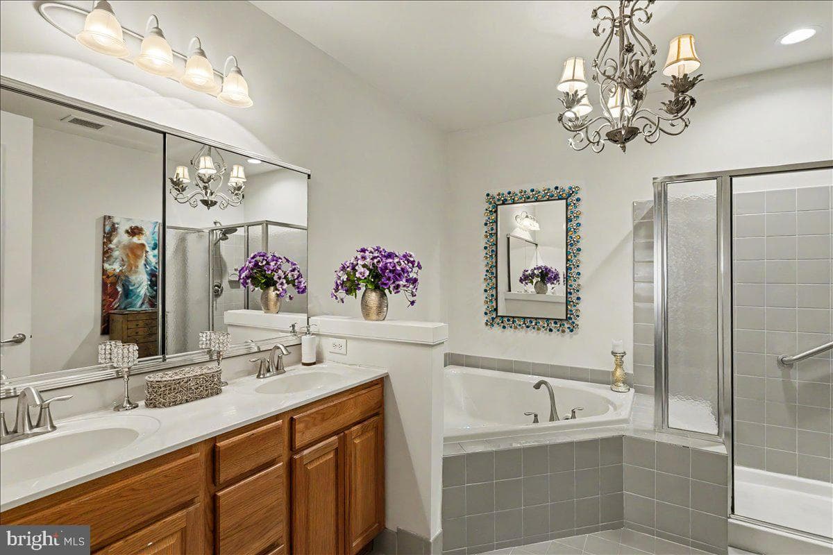 2103 Meridian Boulevard #2103 photo 29
