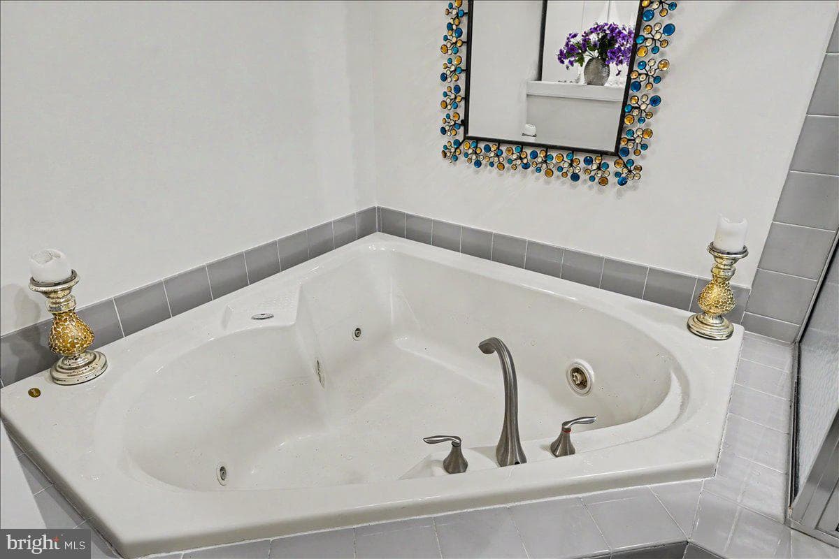 2103 Meridian Boulevard #2103 photo 31