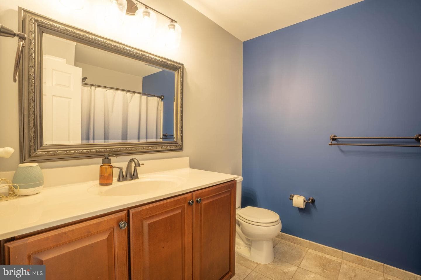 124 Nicoles Way photo 17