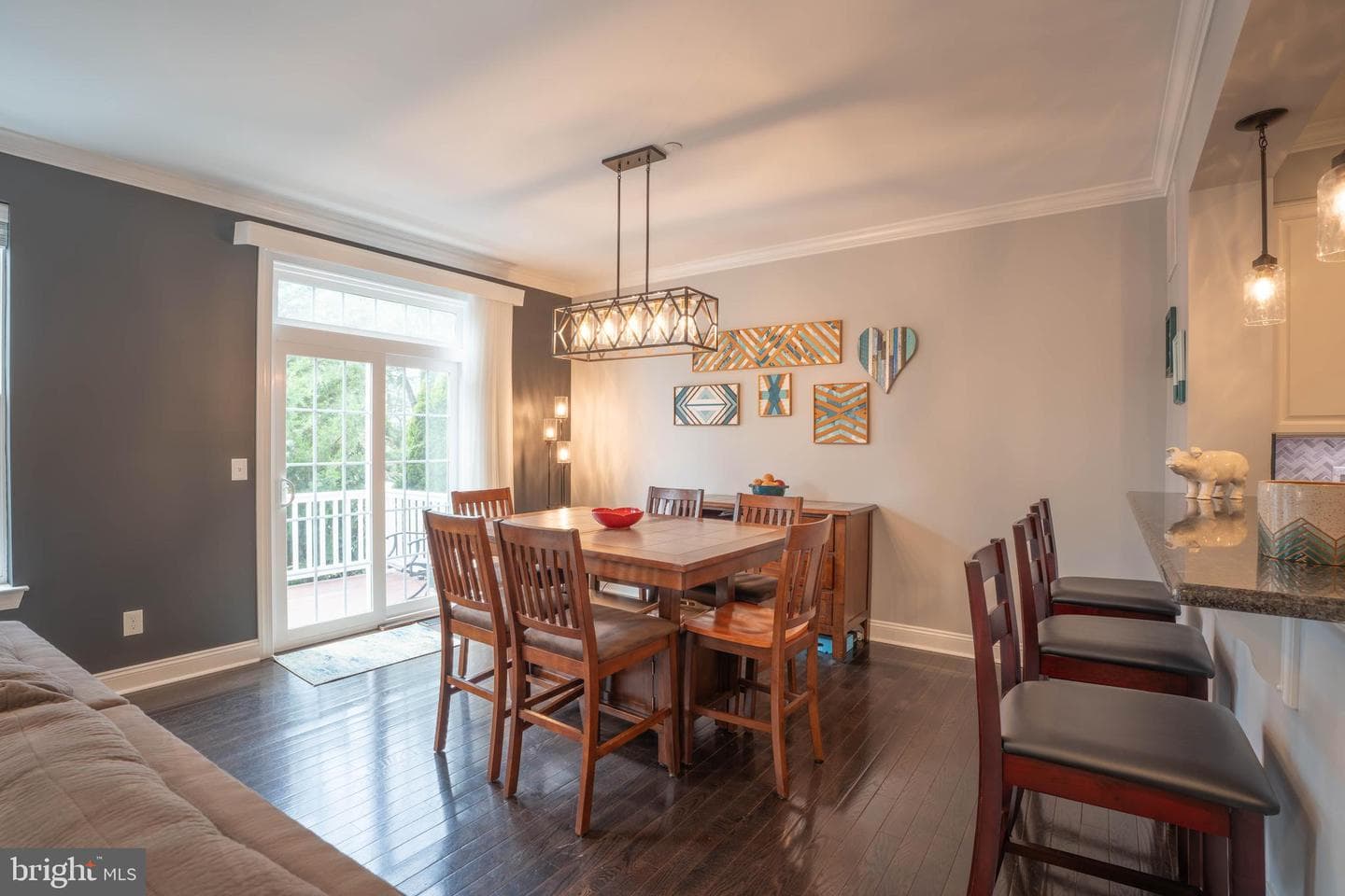 124 Nicoles Way photo 8