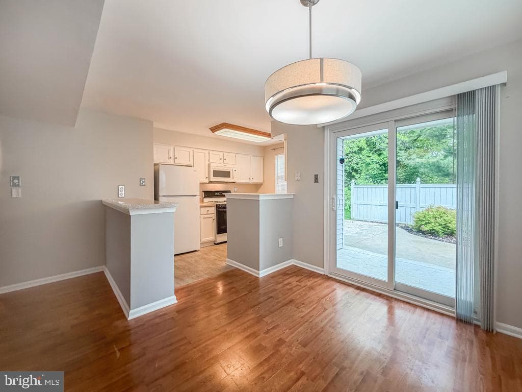 601 Rose Hollow Drive #a photo 5