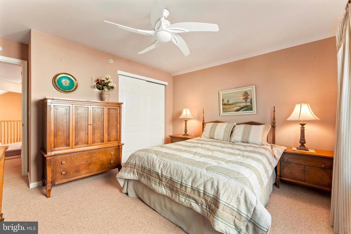 342 N Founders Court photo 39