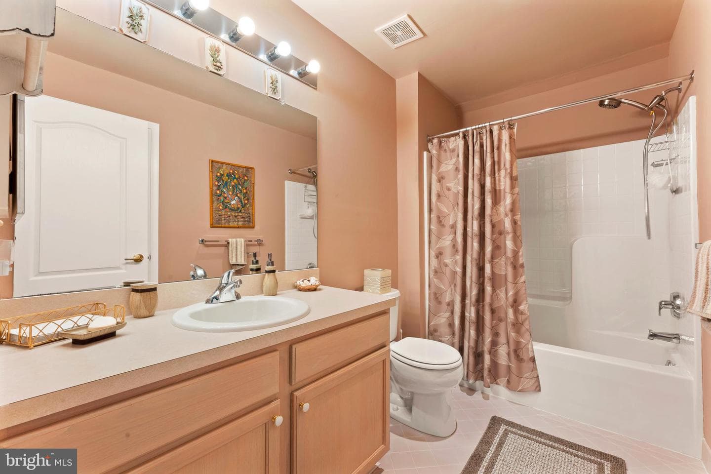 342 N Founders Court photo 40
