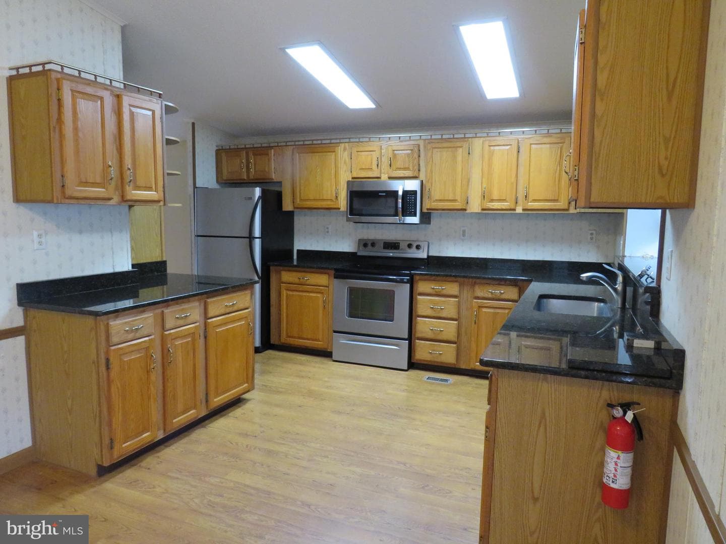 481 Goldenrod Crossing W photo 10
