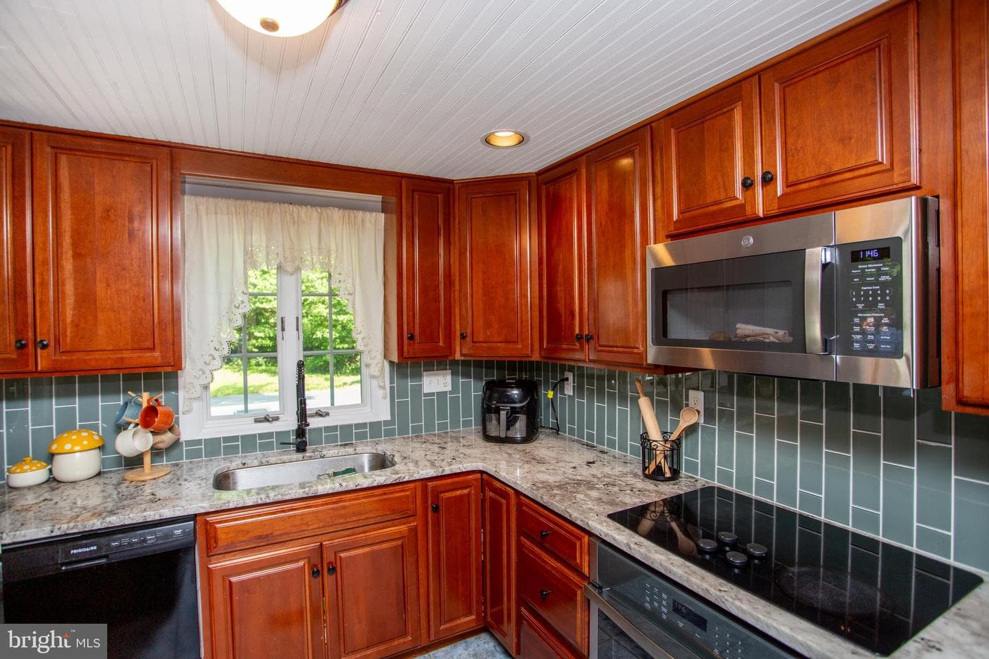 305 Tower Road photo 14