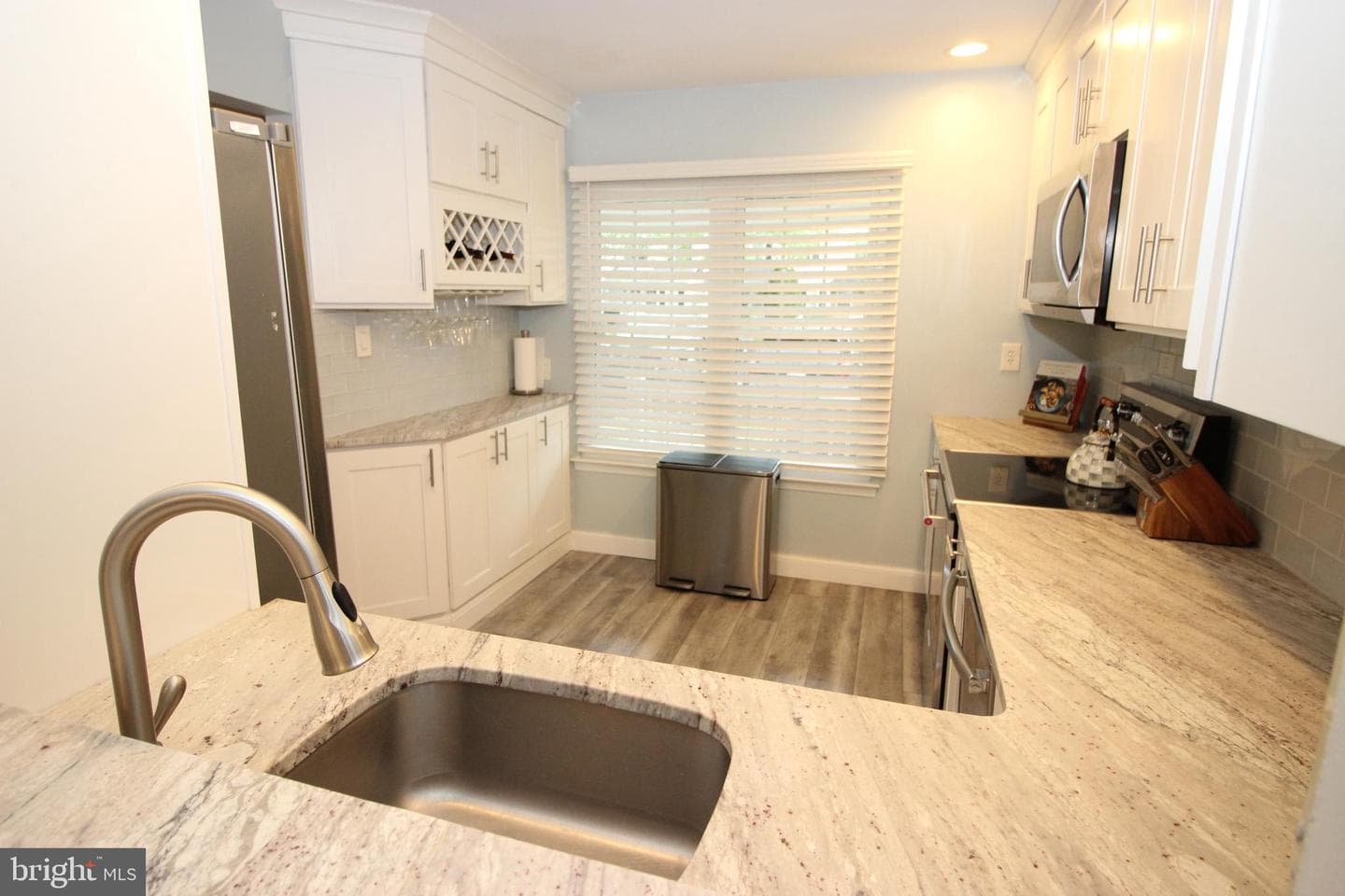 50 Taylors Way photo 14