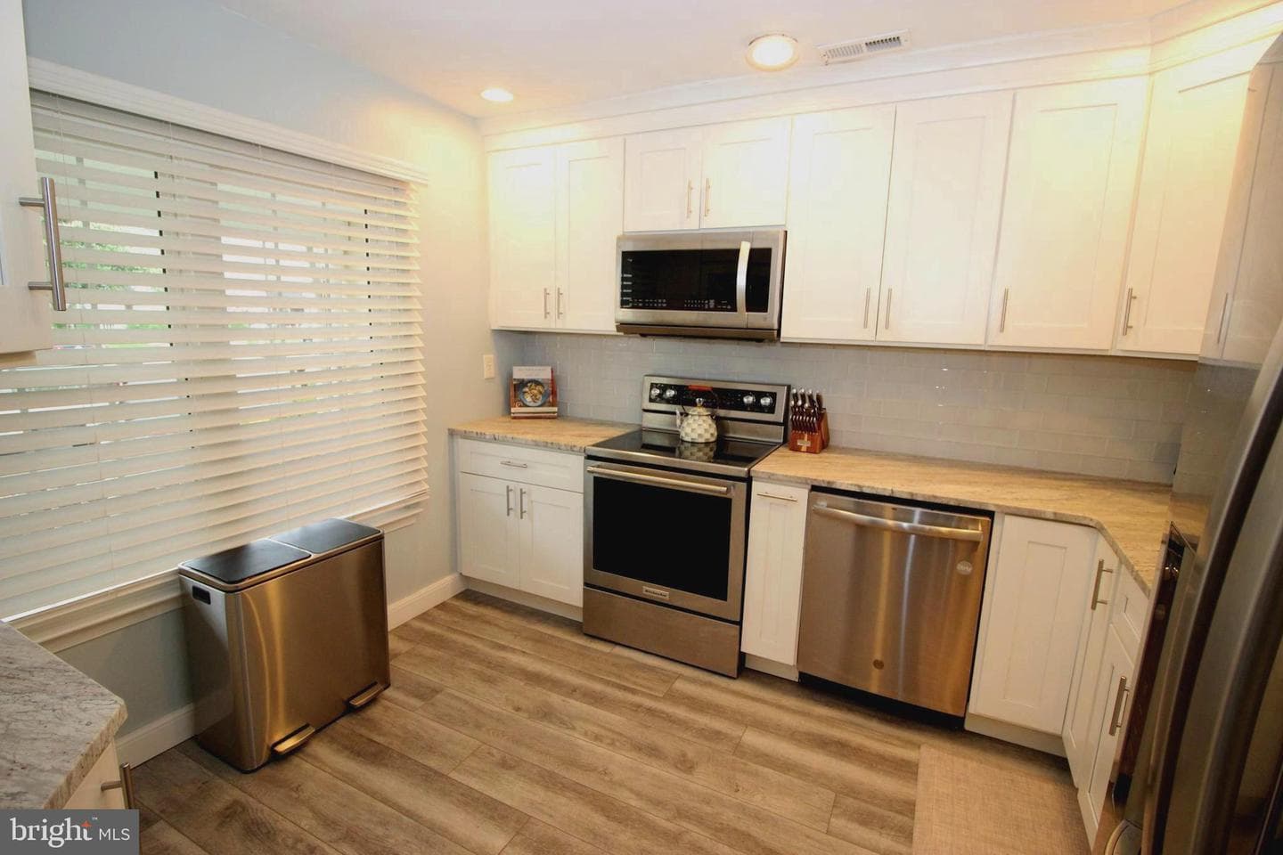 50 Taylors Way photo 16
