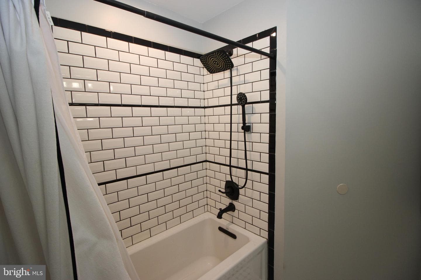 50 Taylors Way photo 28