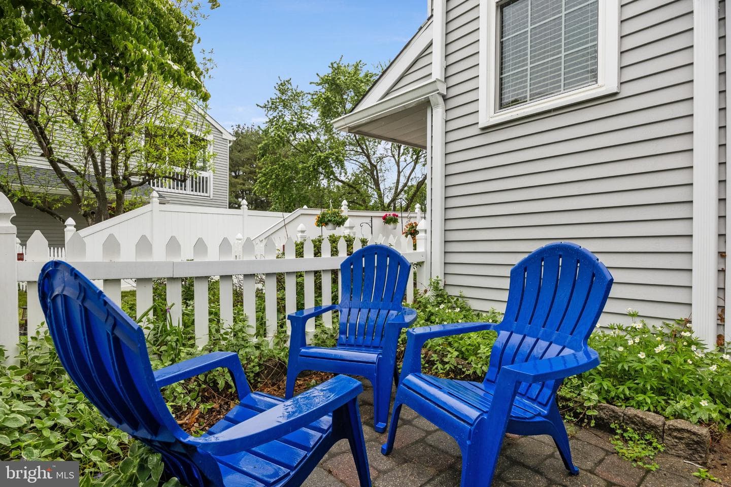 679 Rose Hollow Drive photo 3