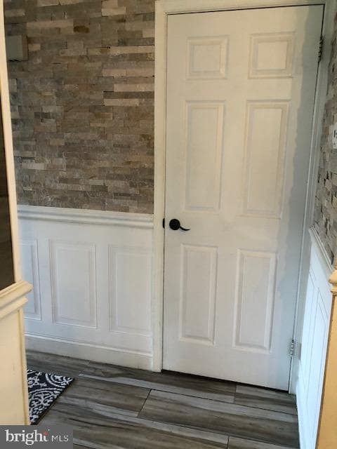 208 Bradley Court photo 16