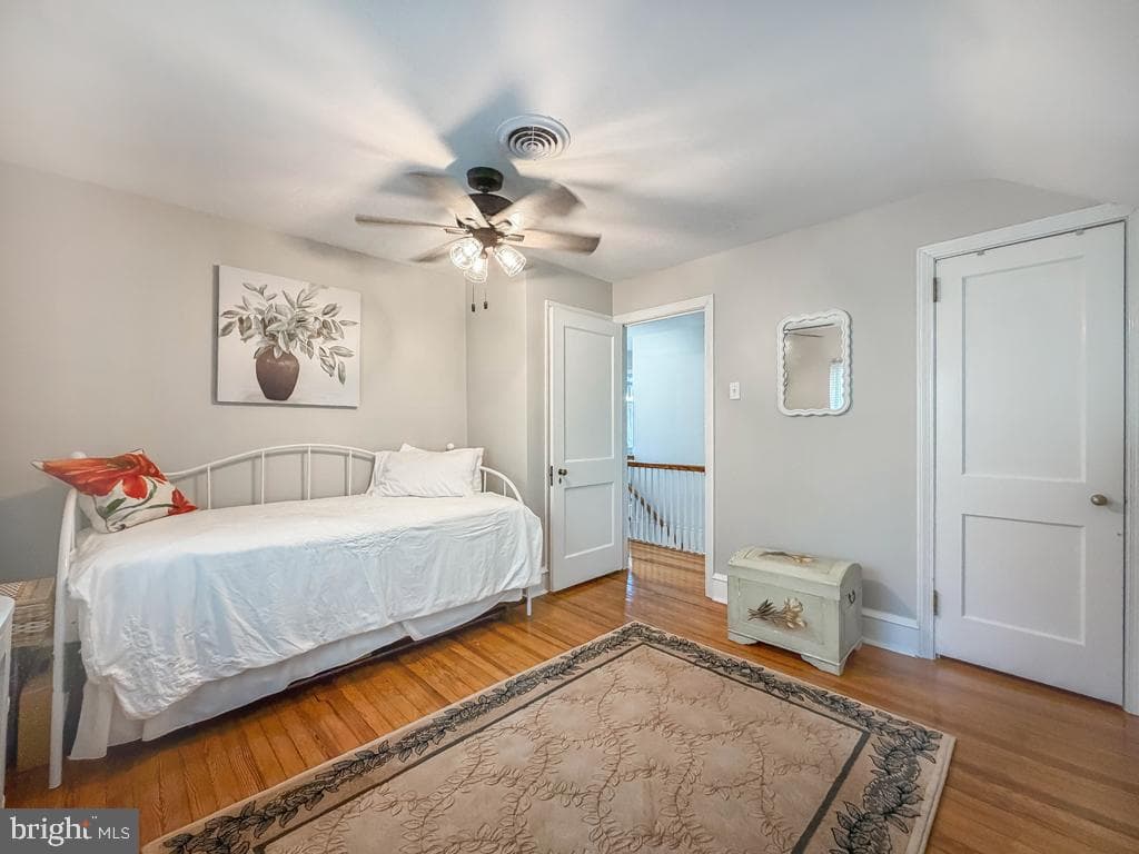 1220 Wilson Avenue photo 21