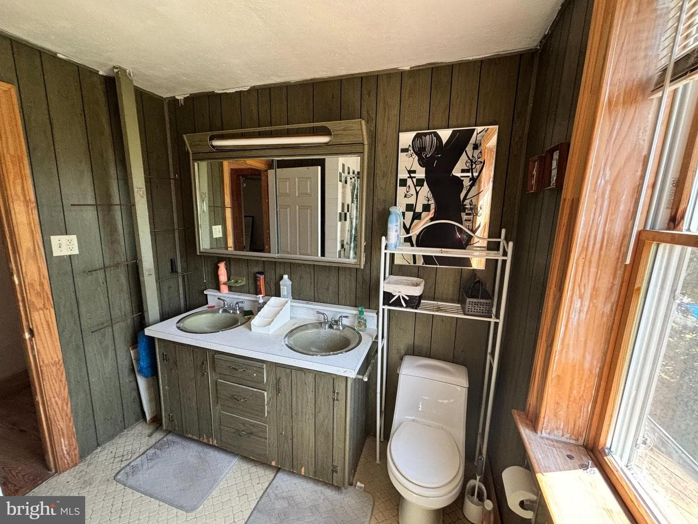 4547 Hillside Avenue photo 12