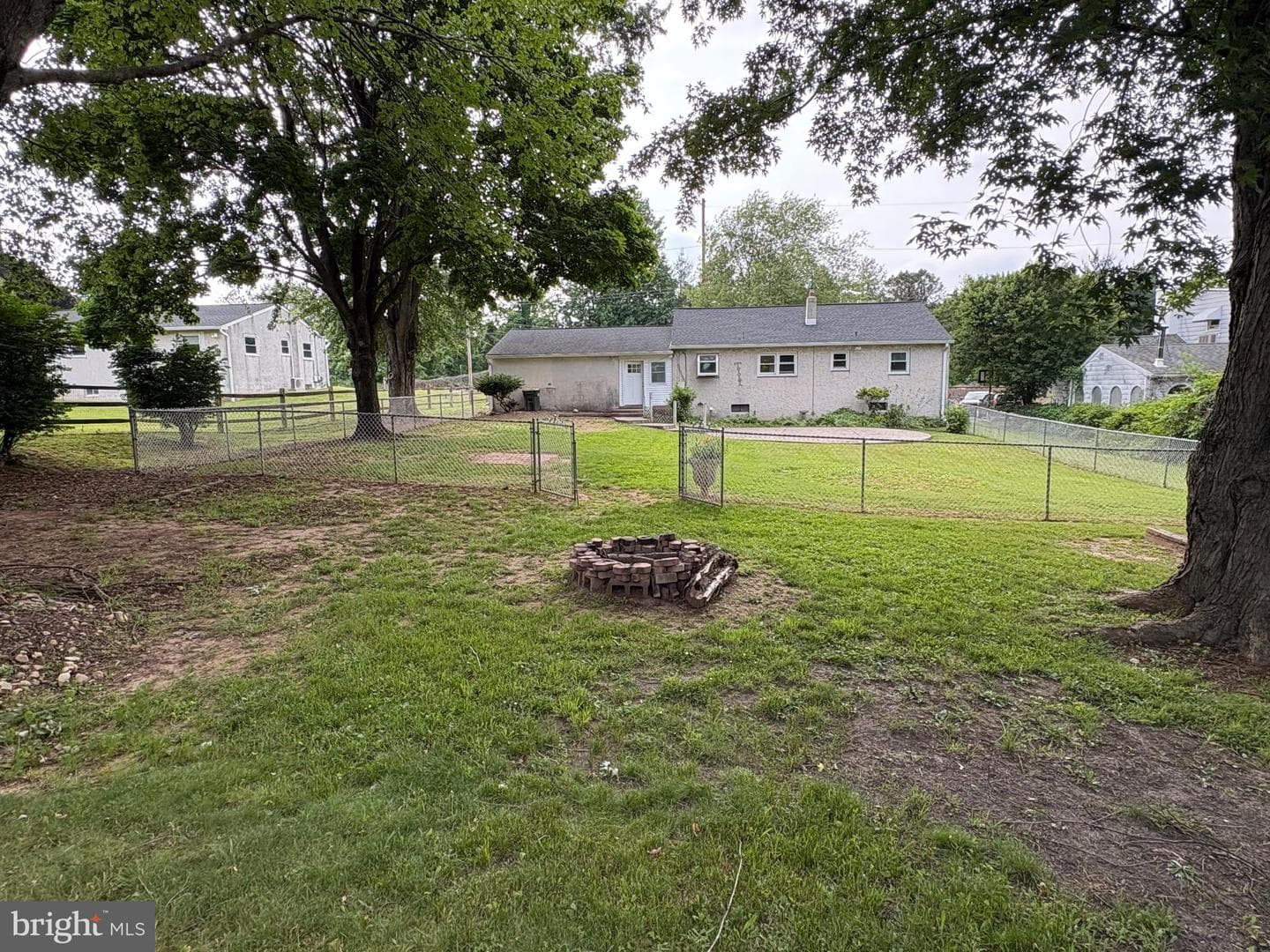 1217 Greeley Avenue photo 25