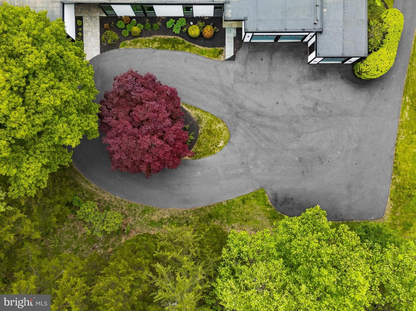 1506 Pleasant View Road photo 4