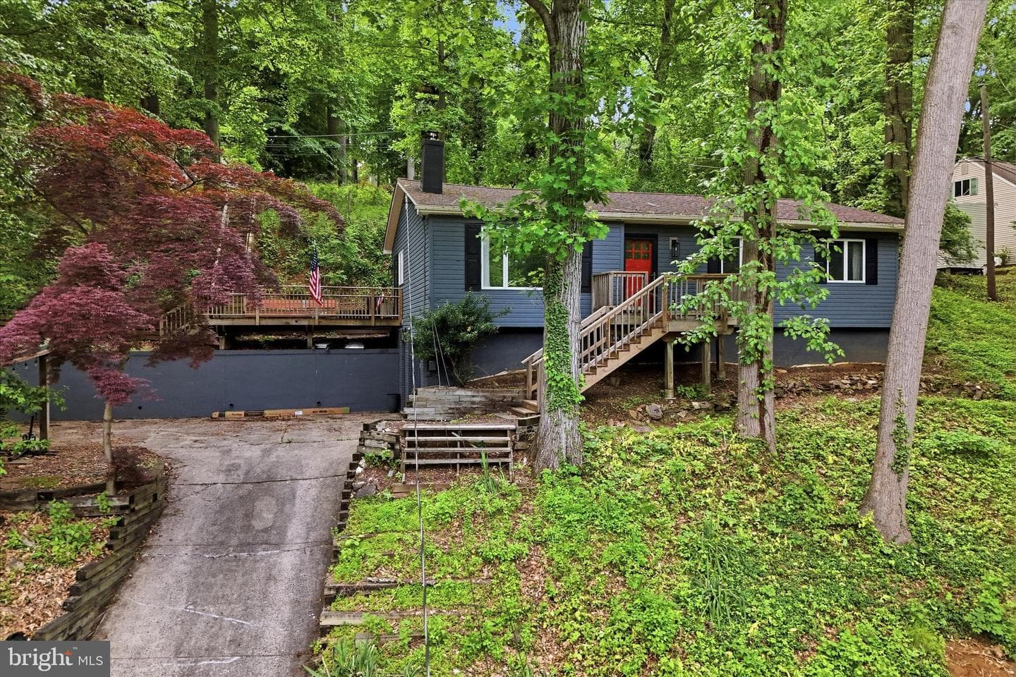 2738 Creek Rd photo 1
