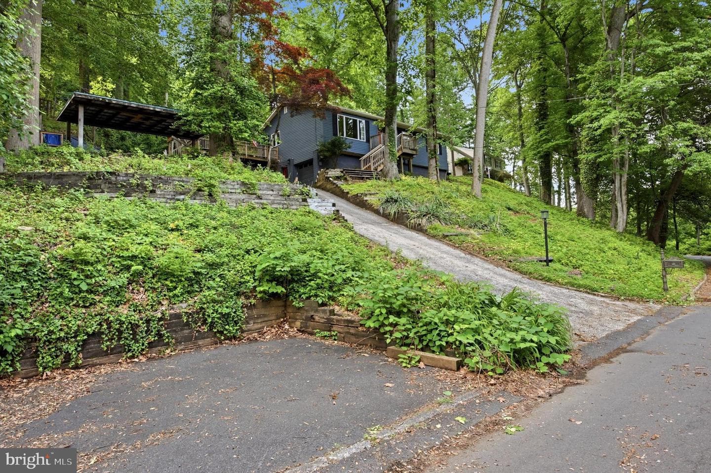 2738 Creek Rd photo 33