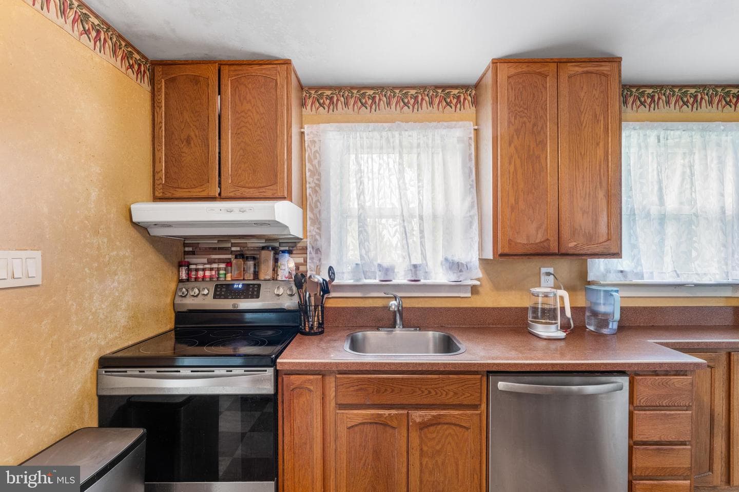 4713 Tremont Avenue photo 13