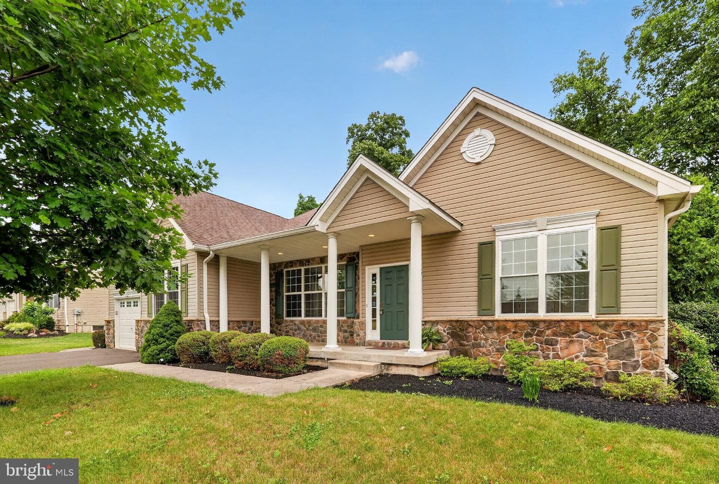 804 Myrtles Way