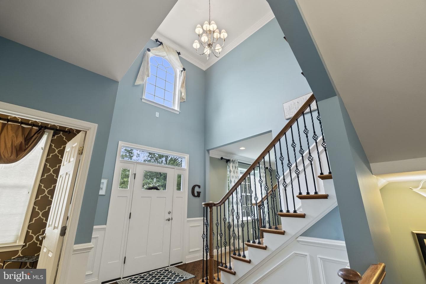 102 Overholt Drive photo 10