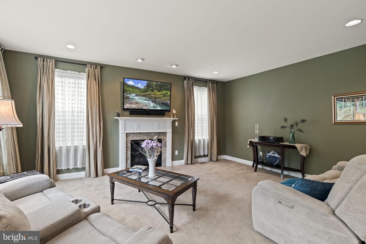 102 Overholt Drive photo 21