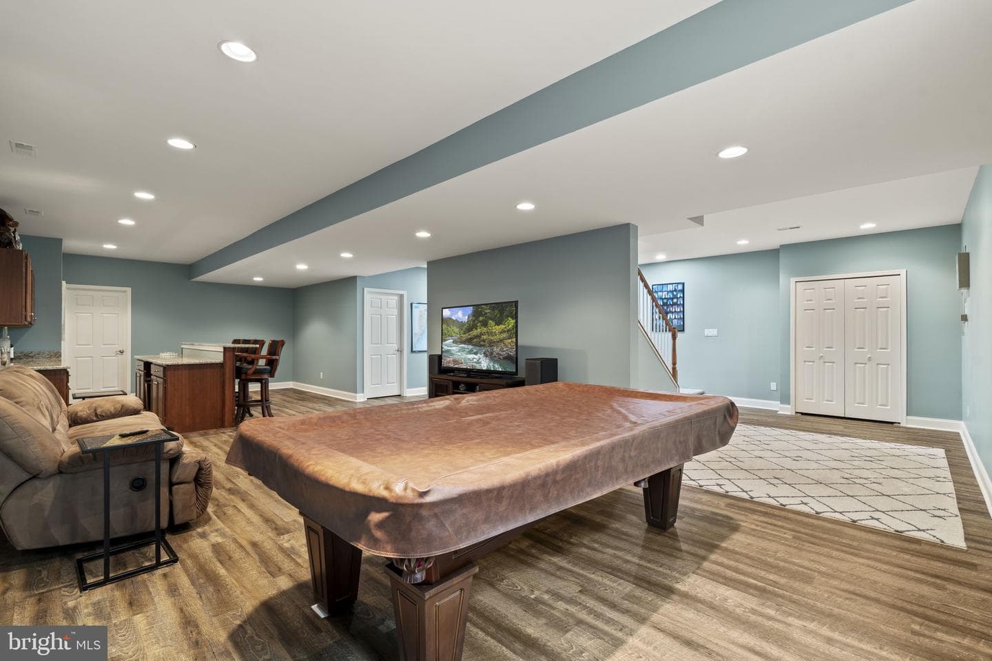 102 Overholt Drive photo 39