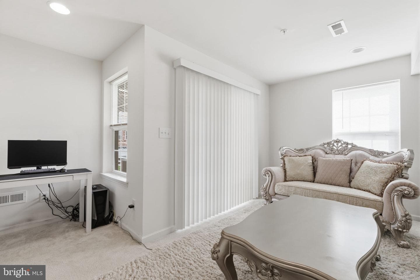 2206 Evin Dr photo 23
