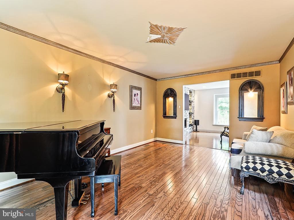302 Mallard Lane photo 21