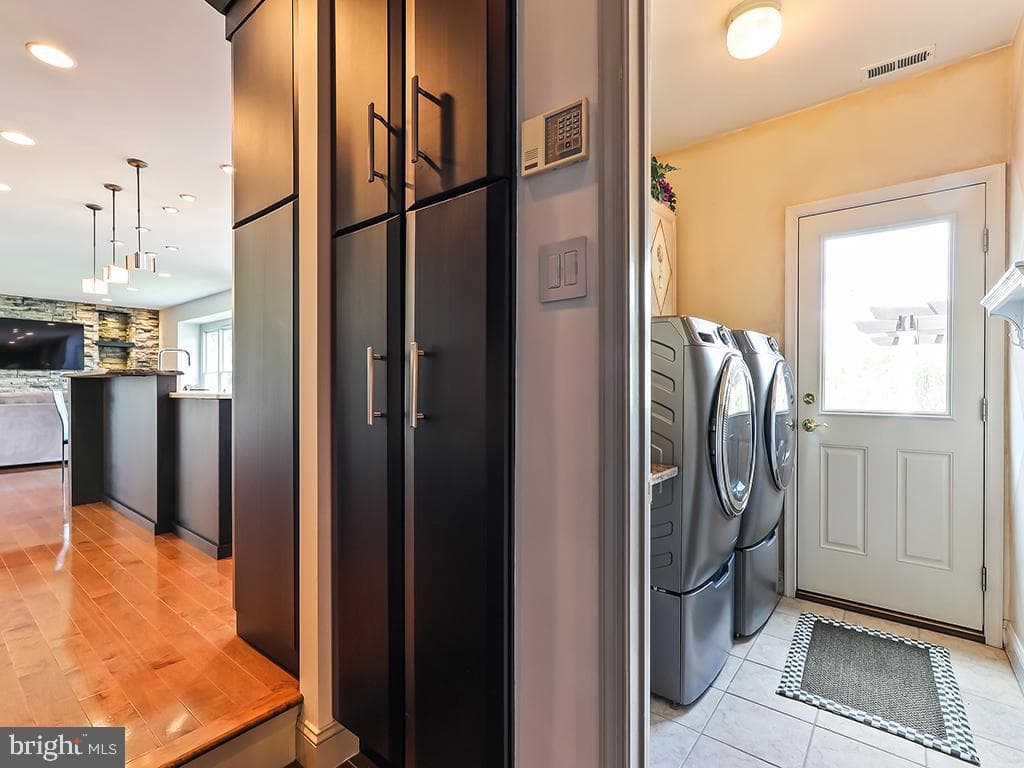 302 Mallard Lane photo 34